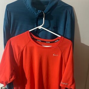 Nike Men's Red Short Sleeve Tee